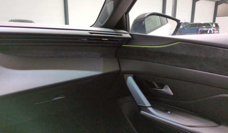 PEUGEOT 308 NOUVELLE BLUEHDI 130 S&S BVA EAT8 GT complet