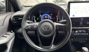 TOYOTA YARIS CROSS HYBRIDE 130H BVA E-CVT 2WD DESIGN SUREQUIPE complet