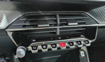 PEUGEOT 208 HYBRID 110 BVA E-DCS6 STYLE complet