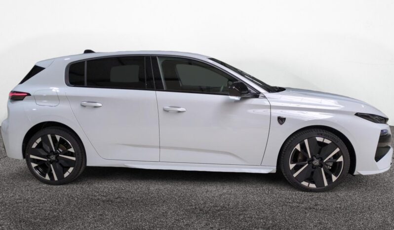 PEUGEOT 308 NOUVELLE HYBRID 145 BVA E-DCS6 GT + CAMERA 360 complet