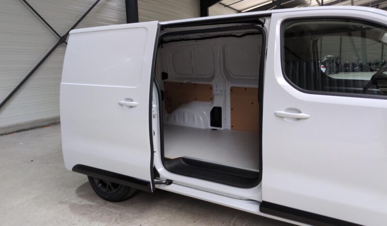 CITROEN JUMPY FOURGON M DIESEL 180 CH AUTOMAT SUREQUIPE complet