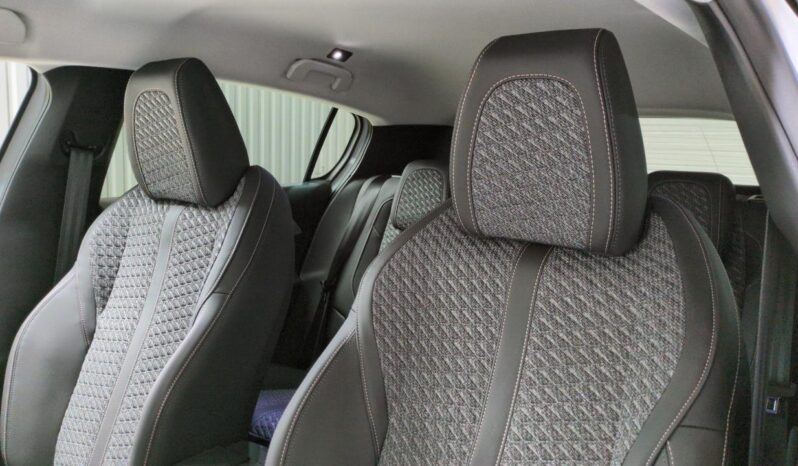PEUGEOT 308 NOUVELLE BLUEHDI 130 S&S BVA EAT8 ALLURE + PACK VISION 360 complet