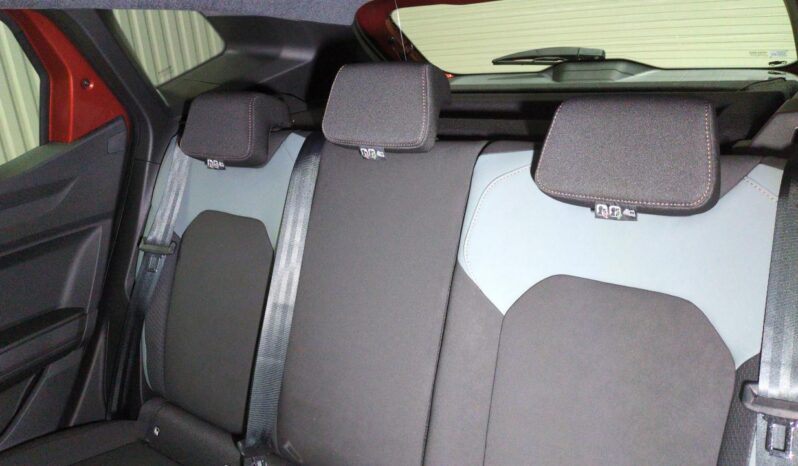 DACIA DUSTER HYBRID 155 BVA 4X2 EXTREME SUREQUIPE complet
