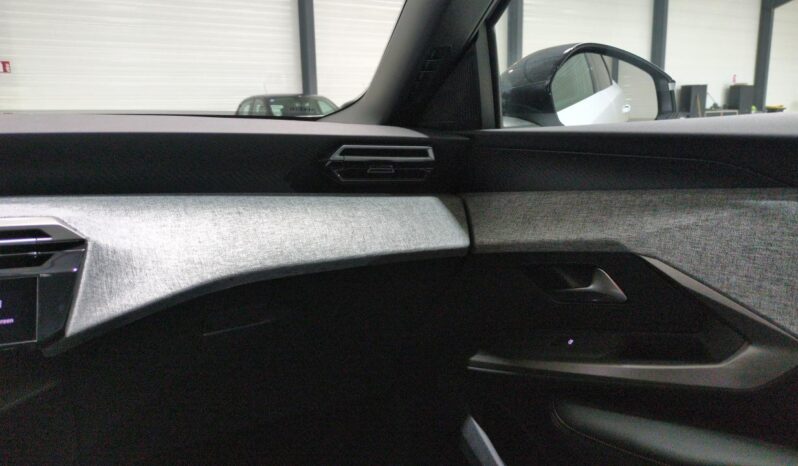 PEUGEOT 3008 HYBRID 145 BVA E-DCS6 ALLURE + JANTES 19 + NAVI complet