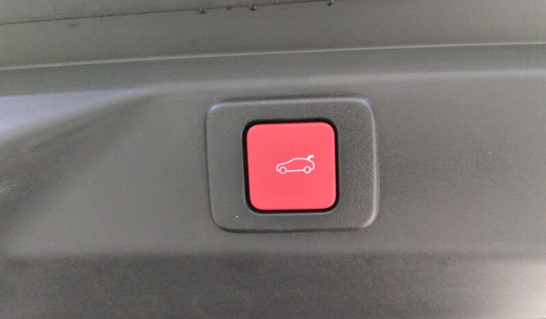PEUGEOT 3008 HYBRID 145 BVA E-DCS6 GT complet