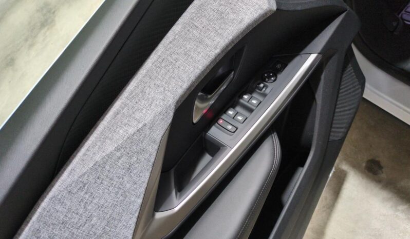 PEUGEOT 3008 HYBRID 145 BVA E-DCS6 ALLURE + JANTES 19 + NAVI complet