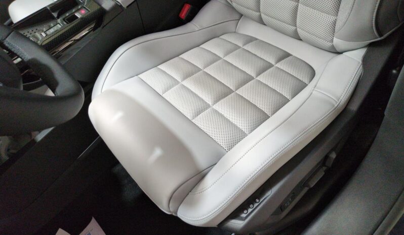 CITROEN C5 AIRCROSS NOUVEAU HYBRIDE 145 BVA E-DCS6 MAX + AMBIANCE HYPE GREY + PACK HIVER ETENDU complet