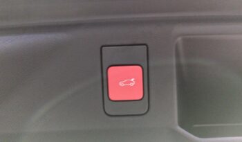 PEUGEOT 5008 HYBRID 145 CH BVA E-DCS6 7PL GT complet