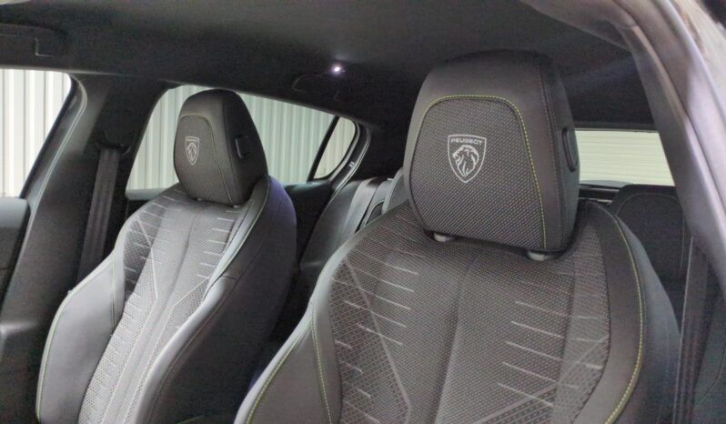 PEUGEOT 308 NOUVELLE HYBRID 145 BVA E-DCS6 GT + CAMERA 360 complet