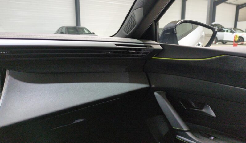 PEUGEOT 308 NOUVELLE HYBRID 145 BVA E-DCS6 GT + CAMERA 360 complet