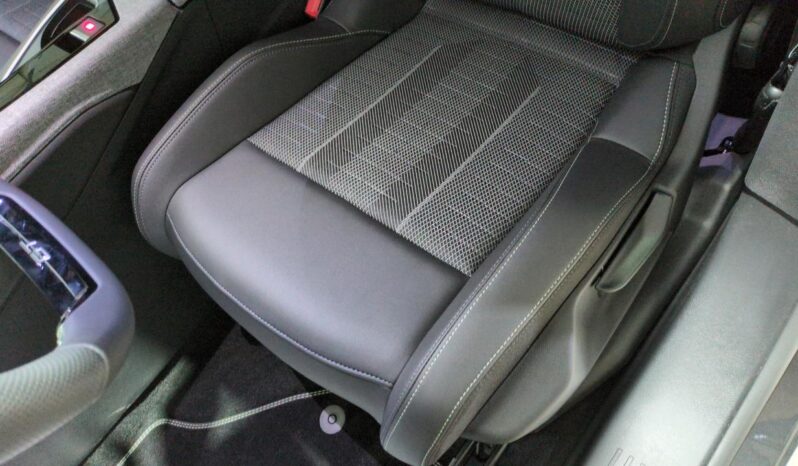 PEUGEOT 3008 HYBRID 145 BVA E-DCS6 GT + CAMERA 360 + DRIVE ASSIST PLUS complet