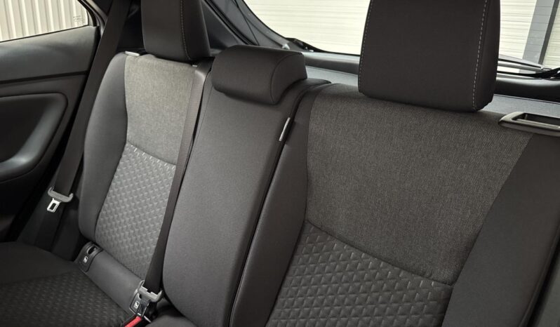 TOYOTA YARIS CROSS HYBRIDE 130H BVA E-CVT 2WD DESIGN SUREQUIPE complet