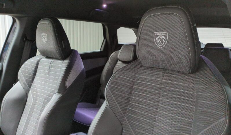 PEUGEOT 5008 HYBRID 145 CH BVA E-DCS6 7PL GT complet
