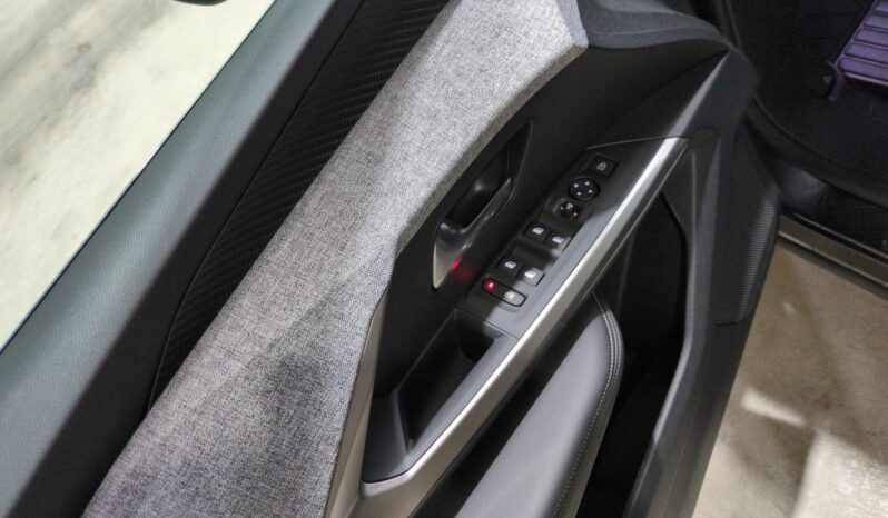 PEUGEOT 3008 HYBRID 145 BVA E-DCS6 ALLURE + PACK 360 VISION & DRIVE ASSIST + PACK PANORAMIC NAVIGATION complet