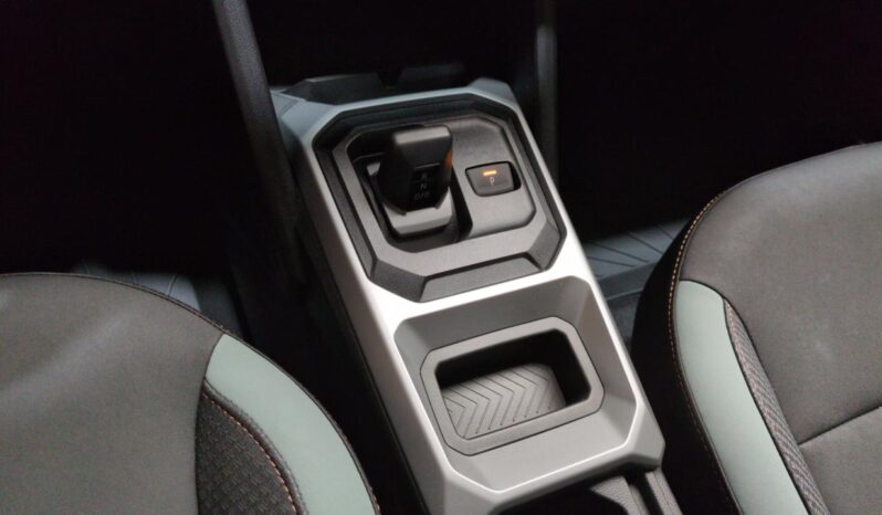 DACIA DUSTER HYBRID 155 BVA 4X2 EXTREME SUREQUIPE complet