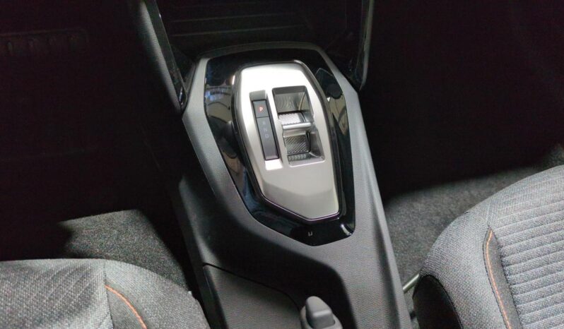 PEUGEOT 208 HYBRID 110 BVA E-DCS6 STYLE complet