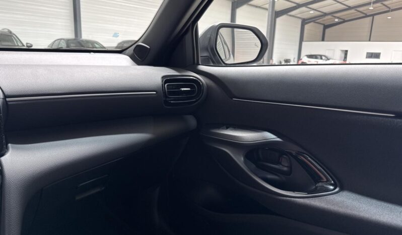 TOYOTA YARIS CROSS HYBRIDE 130H BVA E-CVT 2WD DESIGN SUREQUIPE complet