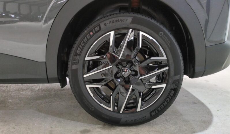 PEUGEOT 3008 HYBRID 145 BVA E-DCS6 GT complet