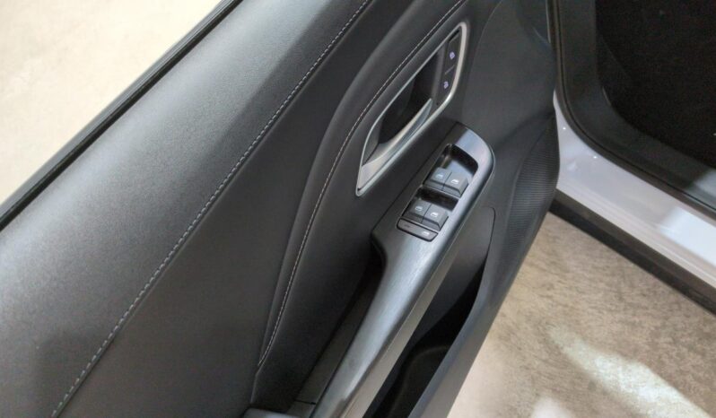 MG ZS 1.5 L HYBRID+ 197 CH BVA LUXURY complet