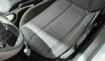 PEUGEOT 208 HYBRID 110 BVA E-DCS6 STYLE complet