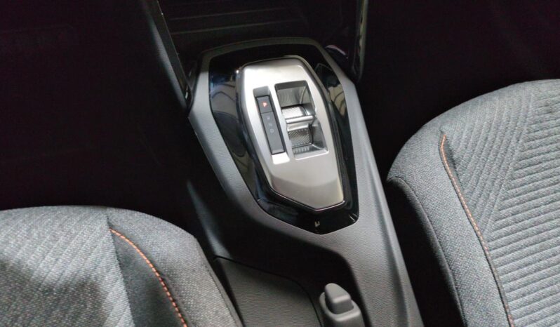 PEUGEOT 208 HYBRID 110 BVA E-DCS6 STYLE complet