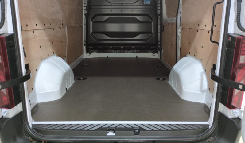 RENAULT MASTER FOURGON L2H2 3T5 BLUE DCI 130 TR BVM6 EXTRA + PLANCHER BOIS + CAMERA DE RECUL + ATTELAGE complet