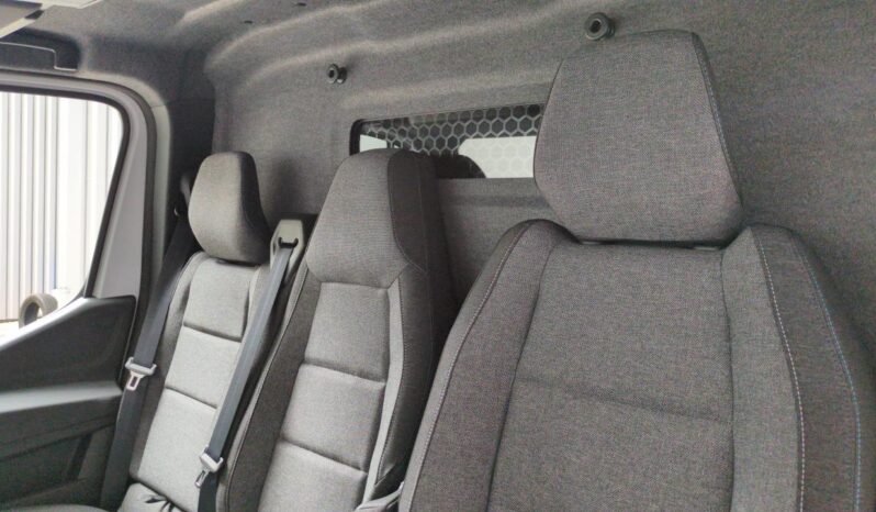 RENAULT MASTER FOURGON L2H2 3T5 BLUE DCI 130 TR BVM6 EXTRA + PLANCHER BOIS + CAMERA DE RECUL + ATTELAGE complet