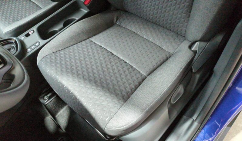 TOYOTA YARIS CROSS HYBRIDE 130H 2WD BVA DESIGN SUREQUIPE (RADARS AV-AR, SIÈGES CHAUFFANTS, ANGLES MORTS) complet