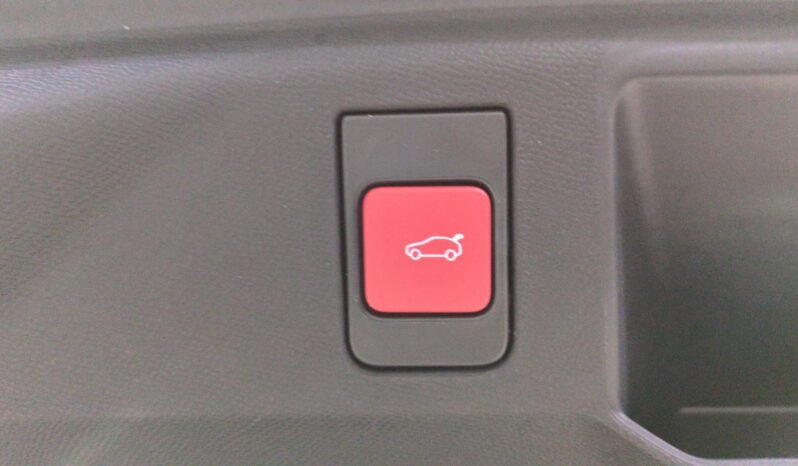 PEUGEOT 5008 HYBRID 145 CH BVA E-DCS6 7PL GT complet