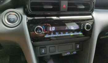 TOYOTA YARIS CROSS HYBRIDE 130H 2WD BVA DESIGN SUREQUIPE (RADARS AV-AR, SIÈGES CHAUFFANTS, ANGLES MORTS) complet