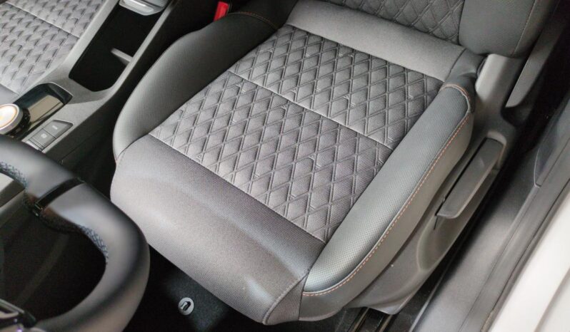 MG MG3 1.5 L HYBRID+ 195 CH BVA LUXURY complet