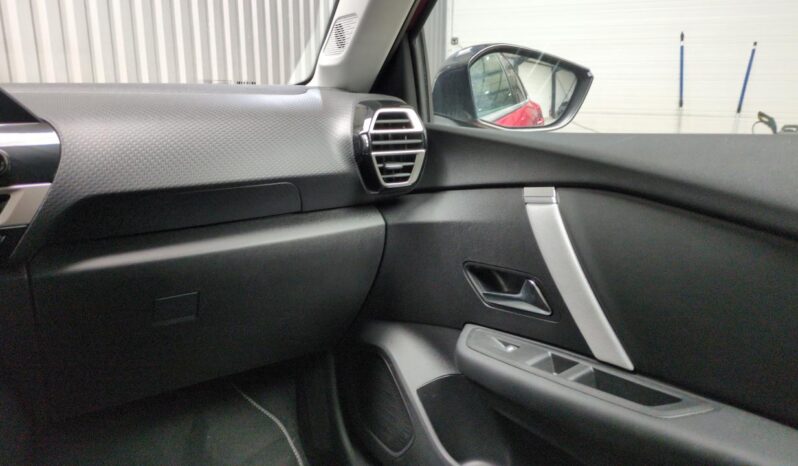 CITROEN C4 HYBRIDE 145 CH BVA E-DCS6 MAX  + CAMERA 360 + AFFICHAGE TETE HAUTE complet