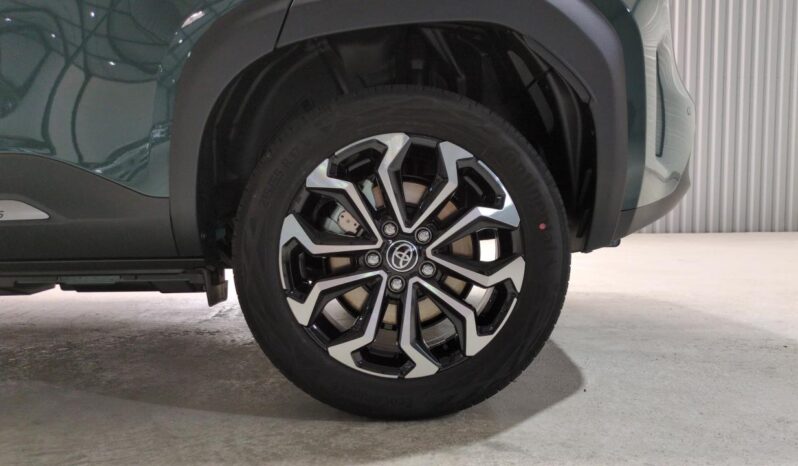 TOYOTA YARIS CROSS HYBRIDE 130H 2WD BVA DESIGN SUREQUIPE (RADARS AV-AR, SIÈGES CHAUFFANTS, ANGLES MORTS) complet