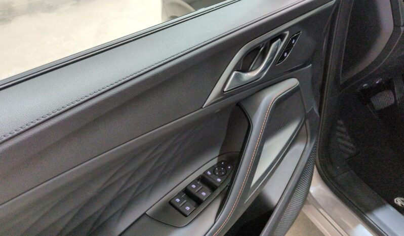 MG EHS 1.5 HYBRID+ 224 CH BVA LUXURY complet
