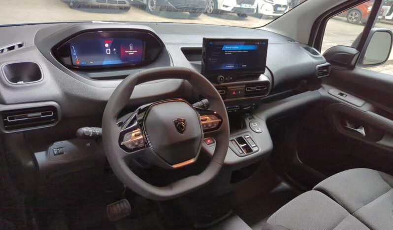 PEUGEOT PARTNER FOURGON XL DIESEL 130 CH AUTOMATIQUE 3PL SUREQUIPE complet